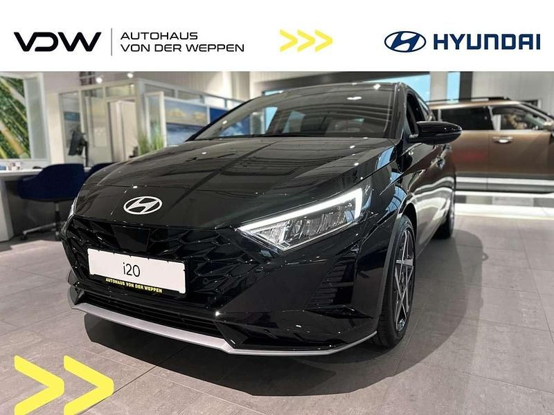 Phantom black (schwarz) Gebraucht 2024 Hyundai i20 Prime Limousine | 22.990 € (Teuer) - Bild 1/4