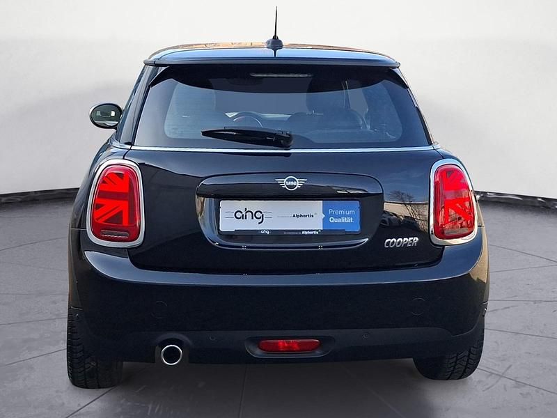 Gebraucht Mini Cooper 136 PS (100 kW) 2020 Schwarz Kleinwagen