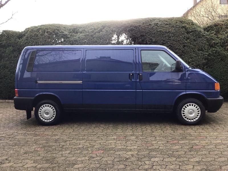 Gebraucht VW T4 68 PS (50 kW) 2001 Blau Van