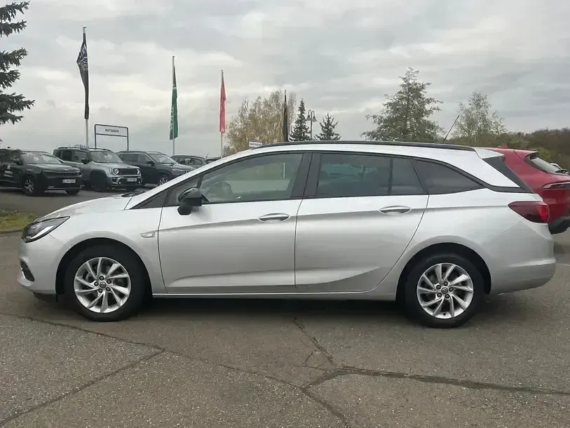 Gebraucht Opel Astra Edition 145 PS (106 kW) 2021 Silber Kombi