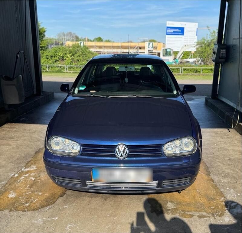 Blau Gebraucht 1999 VW Golf IV Kleinwagen | 1.250 € (Superpreis) - Bild 1/4