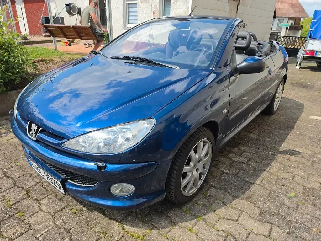 Gebraucht Peugeot 206 CC Quiksilver 109 PS (80 kW) 2006 Blau Cabrio