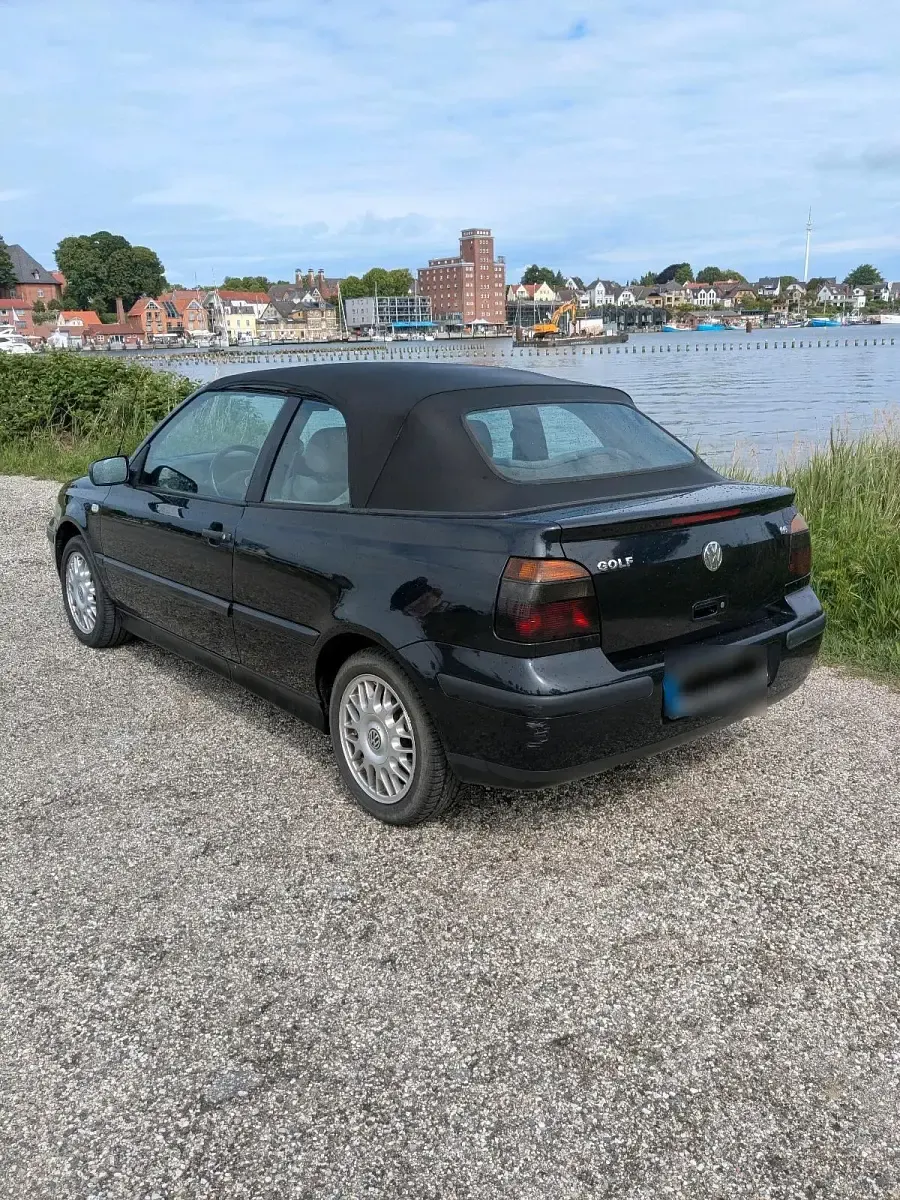 Gebraucht VW Golf 101 PS (74 kW) 2000 Blau Cabrio