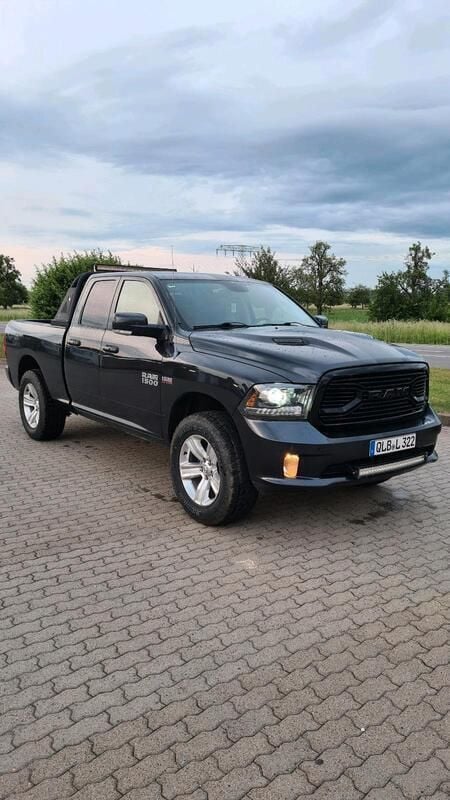 Blau Gebraucht 2014 Dodge Ram Abholung | 23.900 € - Bild 1/4
