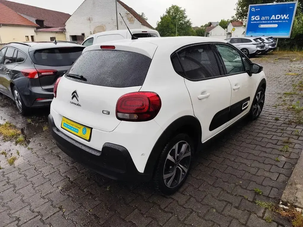 Gebraucht Citroën C3 Shine 102 PS (75 kW) 2021 Weiß Kleinwagen