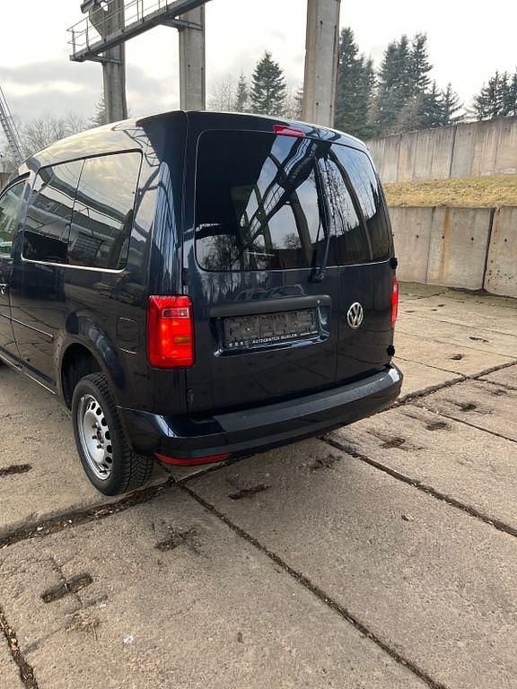 Gebraucht VW Caddy 140 PS (102 kW) 2015 Blau Van / Kleinbus