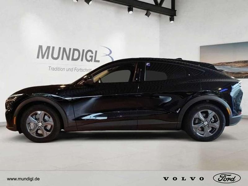 Gebraucht Ford Mustang Mach-E 216 kW (294 PS) 2022 Iridiumschwarz metallic SUV