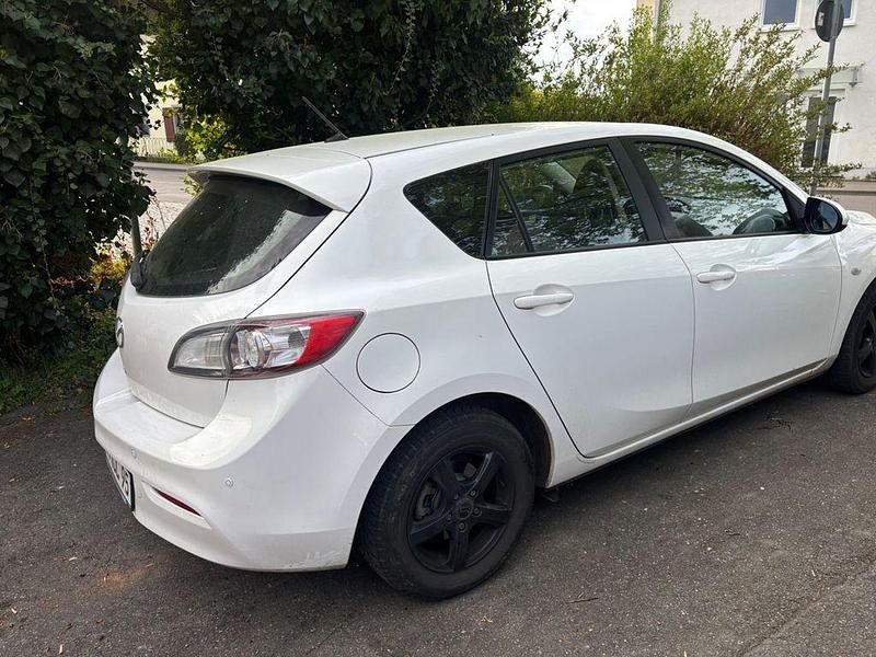 Usata Mazda 3 Active 105 CV (77 kW) 2010 Nero Berlina