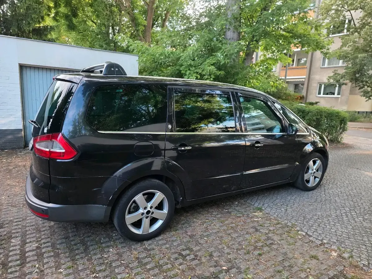 Gebraucht Ford Galaxy 140 PS (102 kW) 2006 Schwarz Van / Kleinbus