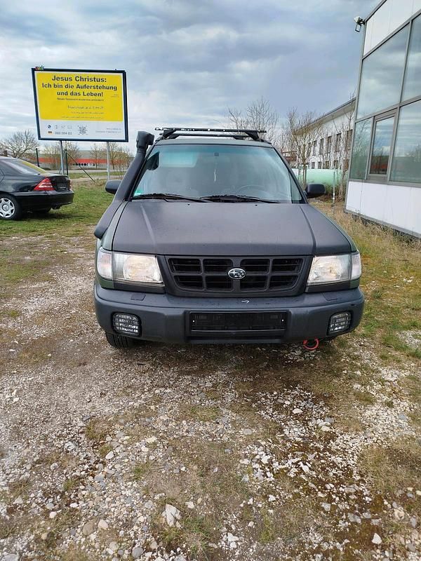 Gebraucht Subaru Forester 125 PS (91 kW) 1999 Grün SUV