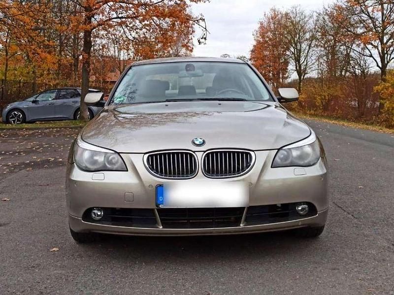 Gebraucht BMW 525 218 PS (160 kW) 2005 Braun Limousine