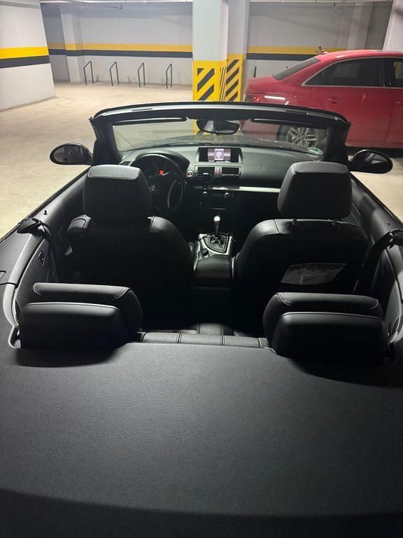 Schwarz Gebraucht 2009 BMW 120 Cabriolet Sport Line Cabrio | 6.950 € (Guter Preis) - Bild 1/4