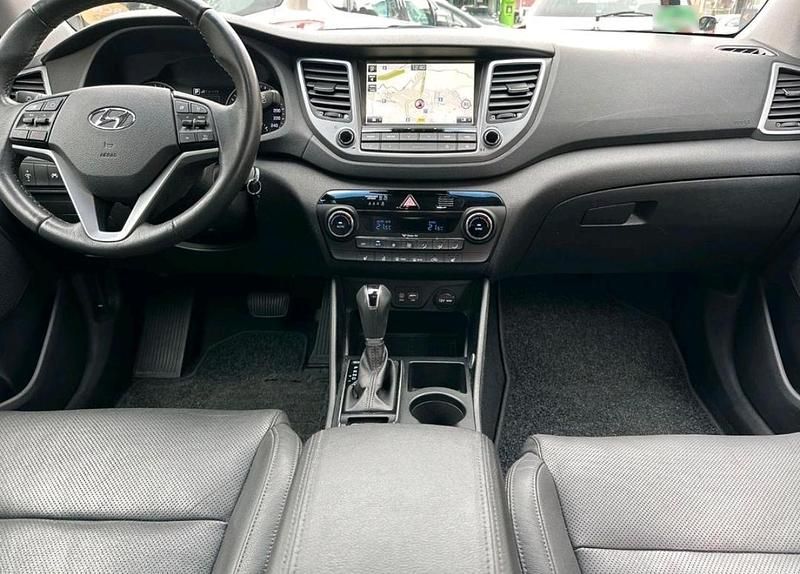 Gebraucht Hyundai Tucson 141 PS (103 kW) 2017 Blau SUV