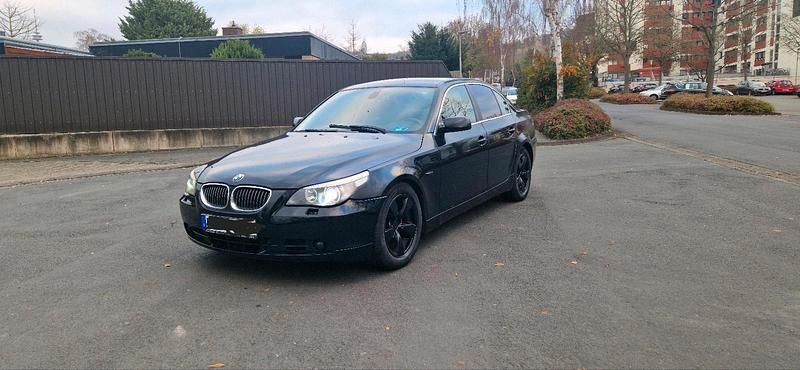 Schwarz Gebraucht 2004 BMW 525 Limousine | 2.999 € (Superpreis) - Bild 1/4