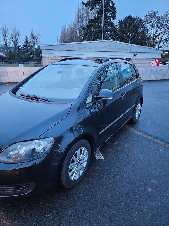 Gebraucht VW Golf VII 105 PS (77 kW) 2012 Schwarz Limousine