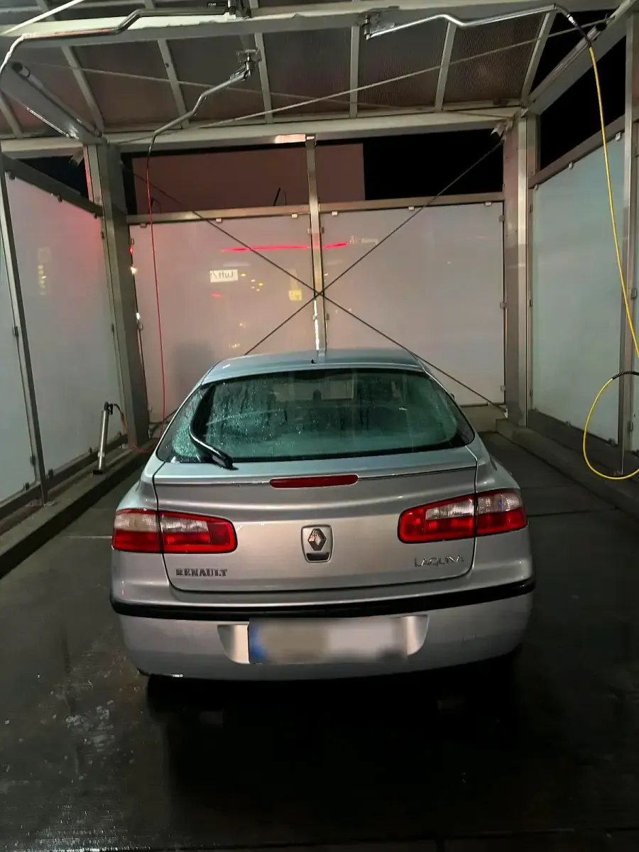 Gebraucht Renault Laguna II 107 PS (78 kW) 2002 Grau Limousine