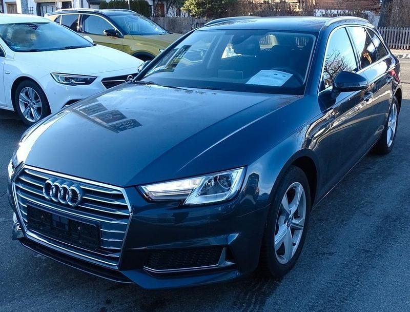 Manhattangrau Gebraucht 2019 Audi A4 Sport Kombi | 19.999 € (Superpreis) - Bild 1/4