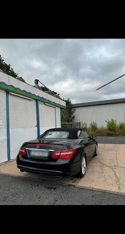 Gebraucht Mercedes E350 AMG 265 PS (194 kW) 2012 Schwarz Cabrio