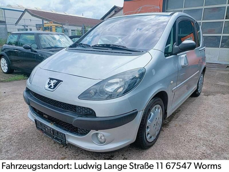 Lackierung aluminiumgrau/meta Gebraucht 2006 Peugeot 1007 Sport Kleinwagen | 1.150 € - Bild 1/3