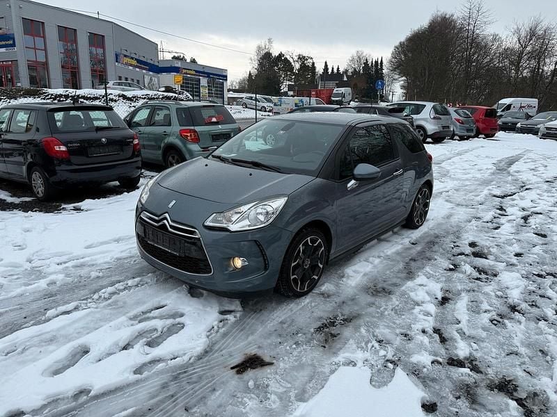 Gebraucht Citroën DS3 120 PS (88 kW) 2011 Grau Kleinwagen