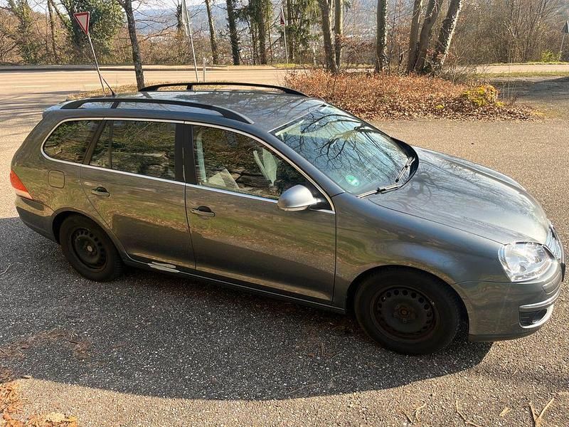 Gebraucht VW Golf V Comfortline 140 PS (102 kW) 2007 Grau Kombi