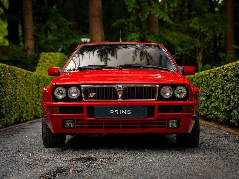 Gebraucht Lancia Delta 207 PS (152 kW) 1992 Rot Kleinwagen