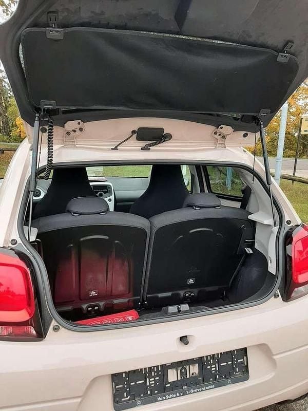 Gebraucht Citroën C1 Feel 72 PS (52 kW) 2020 Tritium beige Kleinwagen