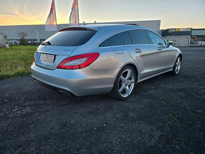 Gebraucht Mercedes CLS350 Shooting Brake 265 PS (194 kW) 2013 Silber Kombi