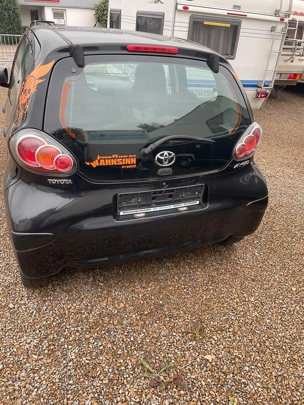 Gebraucht Toyota Aygo 68 PS (50 kW) 2014 Kleinwagen