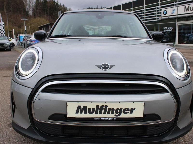 Gebraucht Mini Cooper Essential 136 PS (100 kW) 2023 Silber Kleinwagen