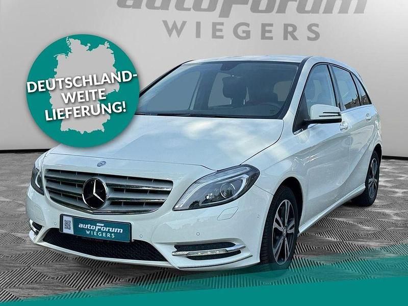 Weiß Gebraucht 2014 Mercedes B200 Van / Kleinbus | 12.981 € (Etwas zu teuer) - Bild 1/4