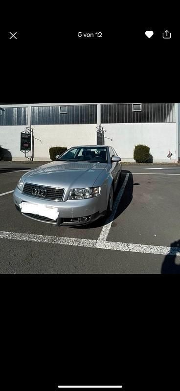 Silber Gebraucht 2001 Audi A4 Limousine | 900 € (Superpreis) - Bild 1/4