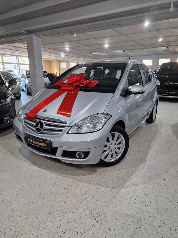 Gebraucht Mercedes A160 95 PS (69 kW) 2010 Silber Kleinwagen