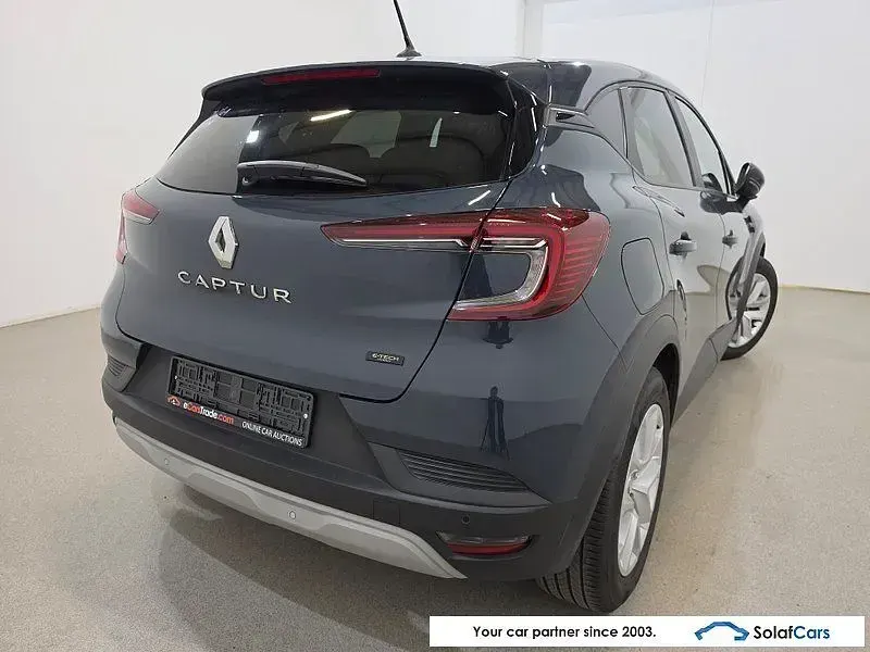 Brugt Renault Captur 143 HK (105 kW) 2023 Grå SUV
