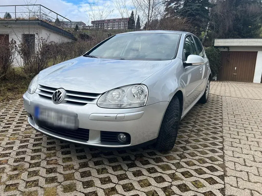 Gebraucht VW Golf V 80 PS (58 kW) 2007 Silber Limousine