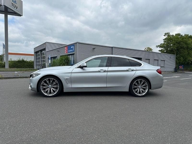Silber Gebraucht 2020 BMW 440 Performance Coupé | 33.450 € (Fairer Preis) - Bild 1/4