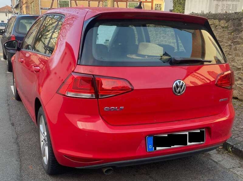 Rot Gebraucht 2014 VW Golf VII Limousine | 7.999 € (Guter Preis) - Bild 1/4