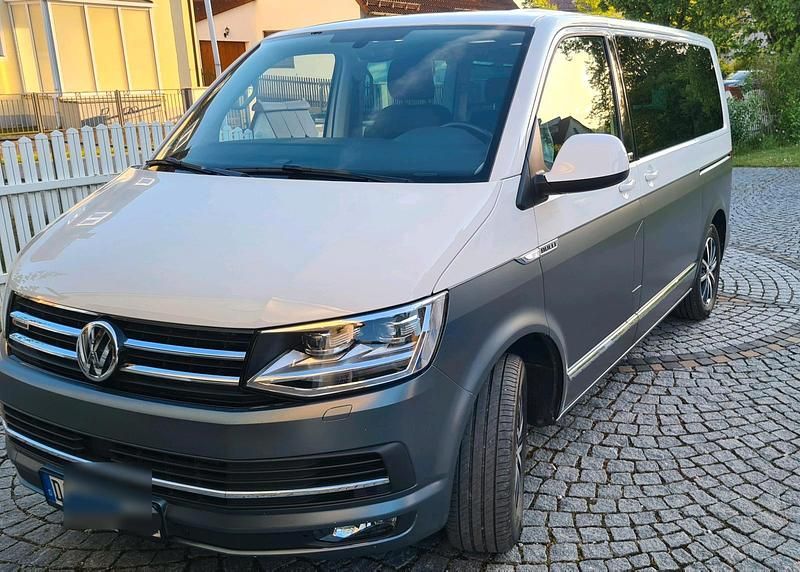 Gebraucht VW Multivan Highline 150 PS (110 kW) 2019 Weiß Van