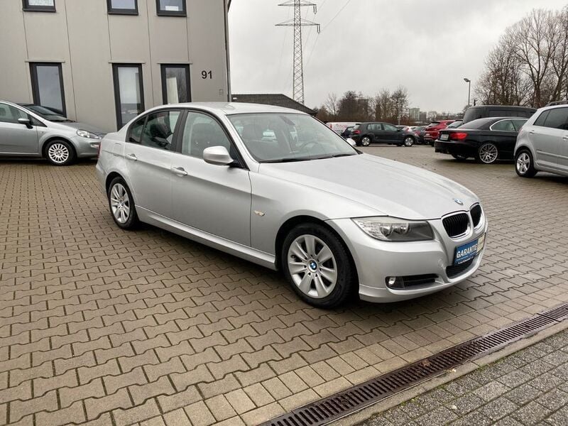 Gebraucht BMW 320 Comfort Edition 170 PS (125 kW) 2009 Silber Limousine