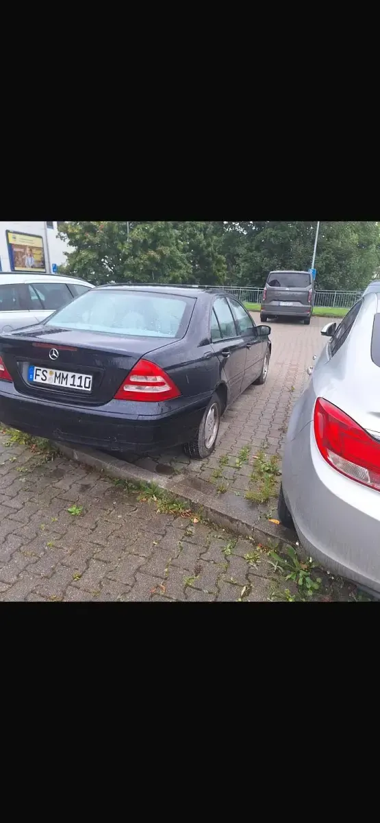 Gebraucht Mercedes C180 129 PS (94 kW) 2002 Blau Limousine