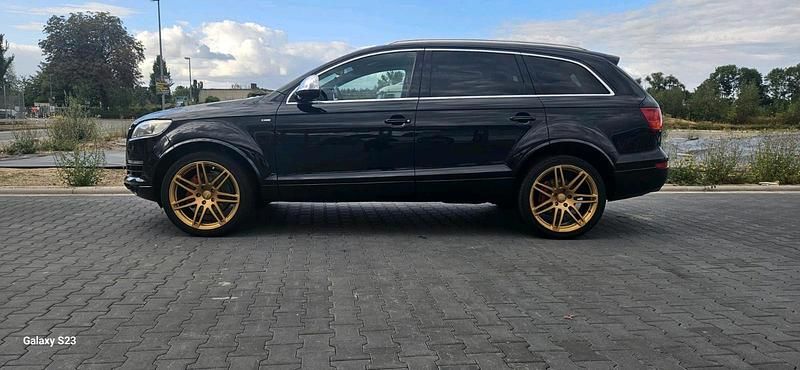 Schwarz Gebraucht 2009 Audi Q7 S-Line SUV | 14.400 € (Teuer) - Bild 1/4
