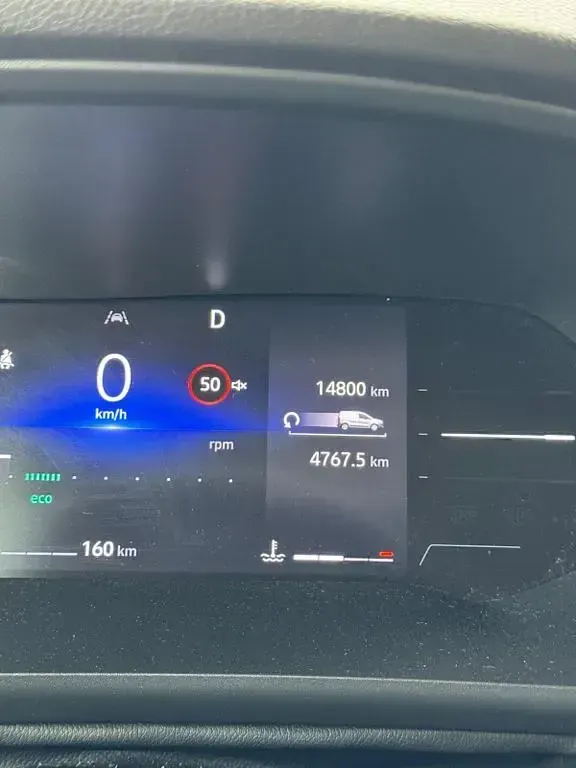 Używany Renault Kangoo Techno 131 KM (96 kW) 2025 Szary Minivan