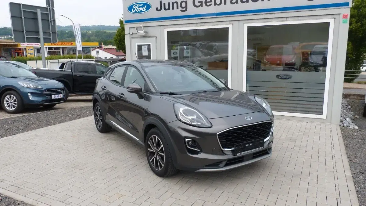 Gebraucht Ford Puma Titanium 125 PS (91 kW) 2020 Grau SUV