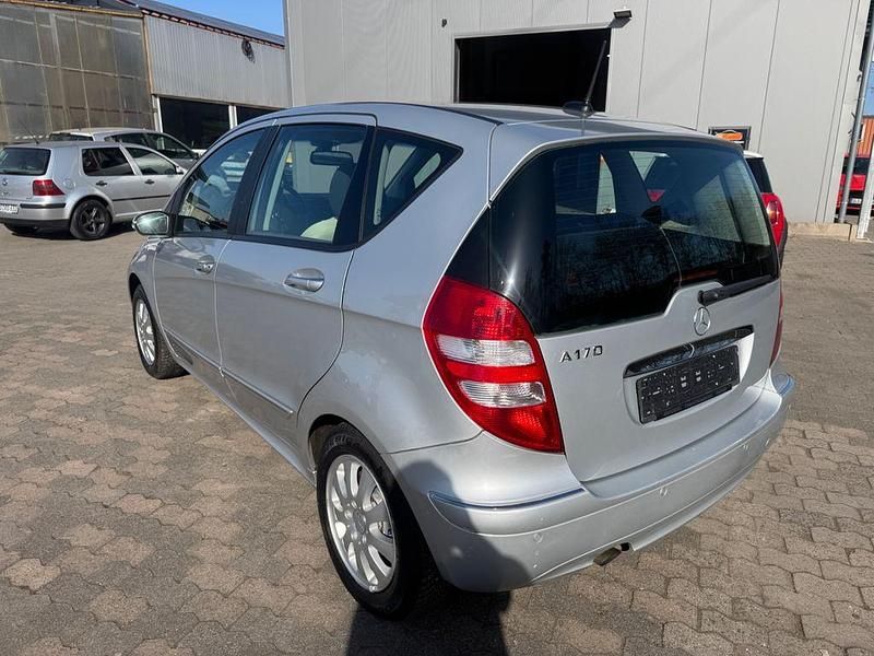Gebraucht Mercedes A170 116 PS (85 kW) 2006 Silber Limousine