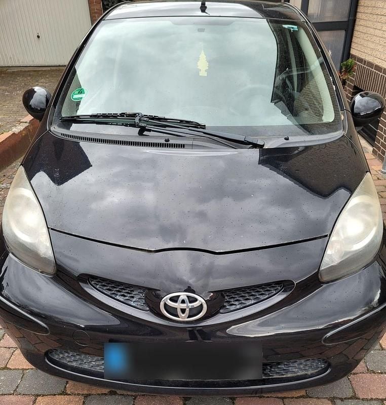 Gebraucht Toyota Aygo 68 PS (50 kW) 2008 Schwarz Kleinwagen