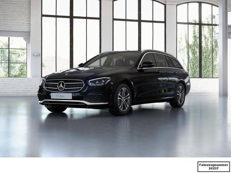 Unilack schwarz Gebraucht 2021 Mercedes E200 Avantgarde Kombi | 27.899 € (Fairer Preis) - Bild 1/4