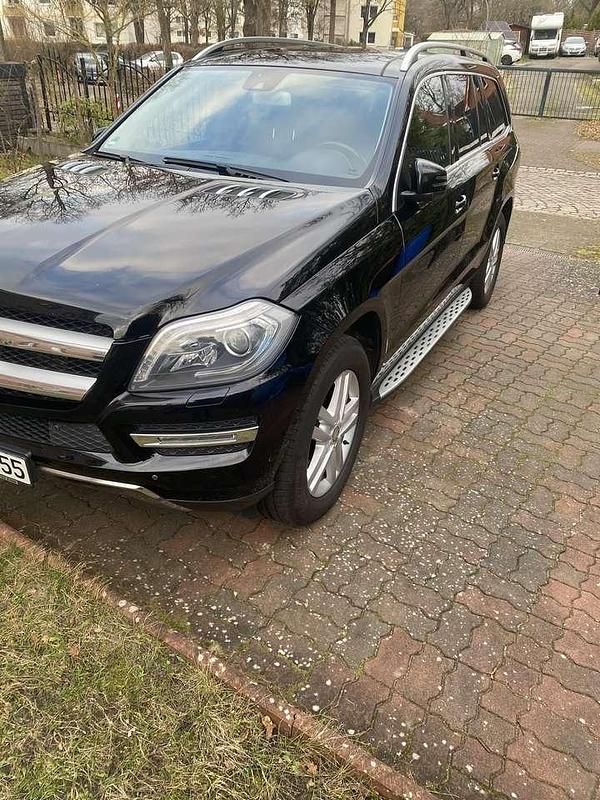 Gebraucht Mercedes GL350 258 PS (189 kW) 2014 Schwarz SUV