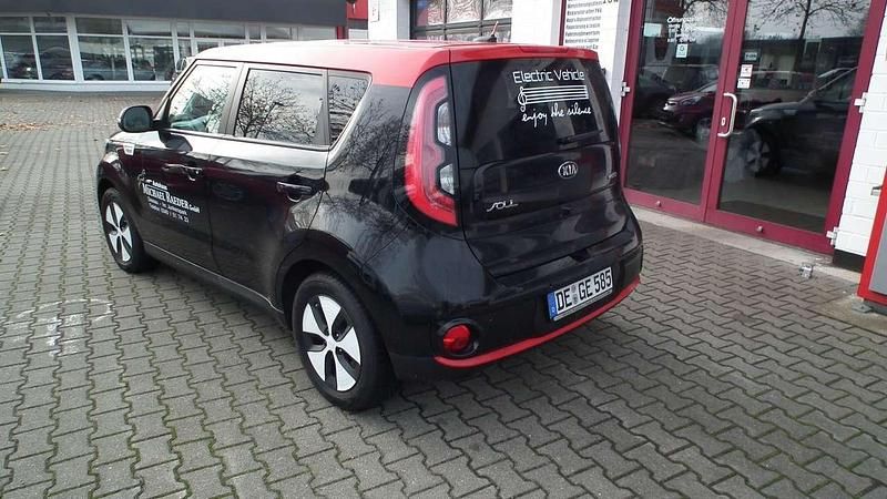Gebraucht Kia Soul EV 80 kW (110 PS) 2016 (abr) cassisschwarz (dach:rot) SUV