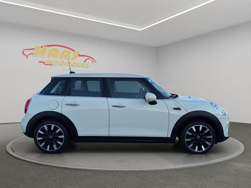 Gebraucht Mini Cooper D 116 PS (85 kW) 2017 Weiß Kleinwagen
