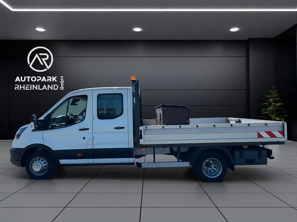 Gebraucht Ford Transit 170 PS (125 kW) 2022 Weiß Van